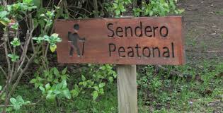 Nueva señalización educativa en los senderos